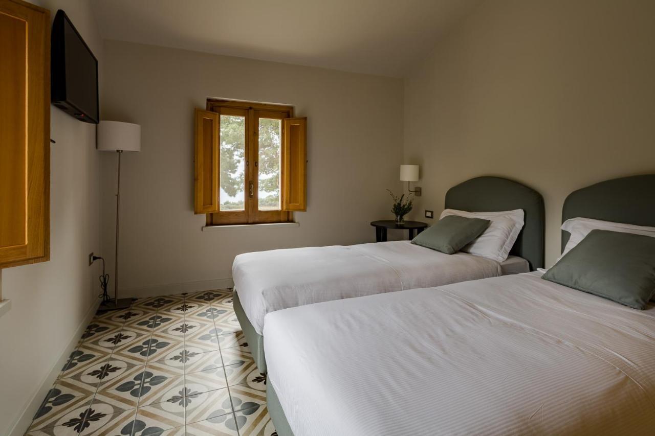 Masseria Agriturismo Torre Di Albidona 特雷比萨切 外观 照片