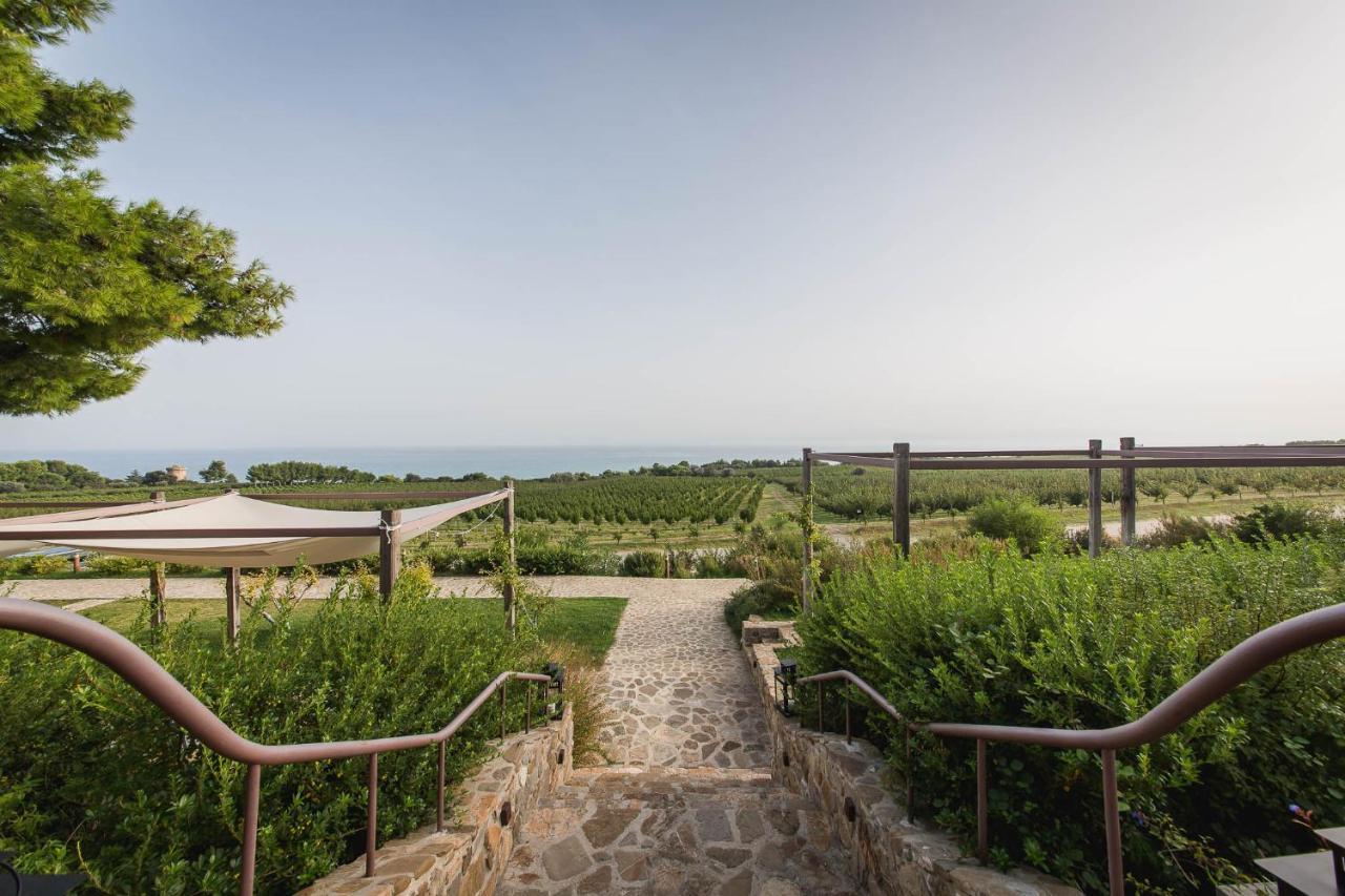 Masseria Agriturismo Torre Di Albidona 特雷比萨切 外观 照片