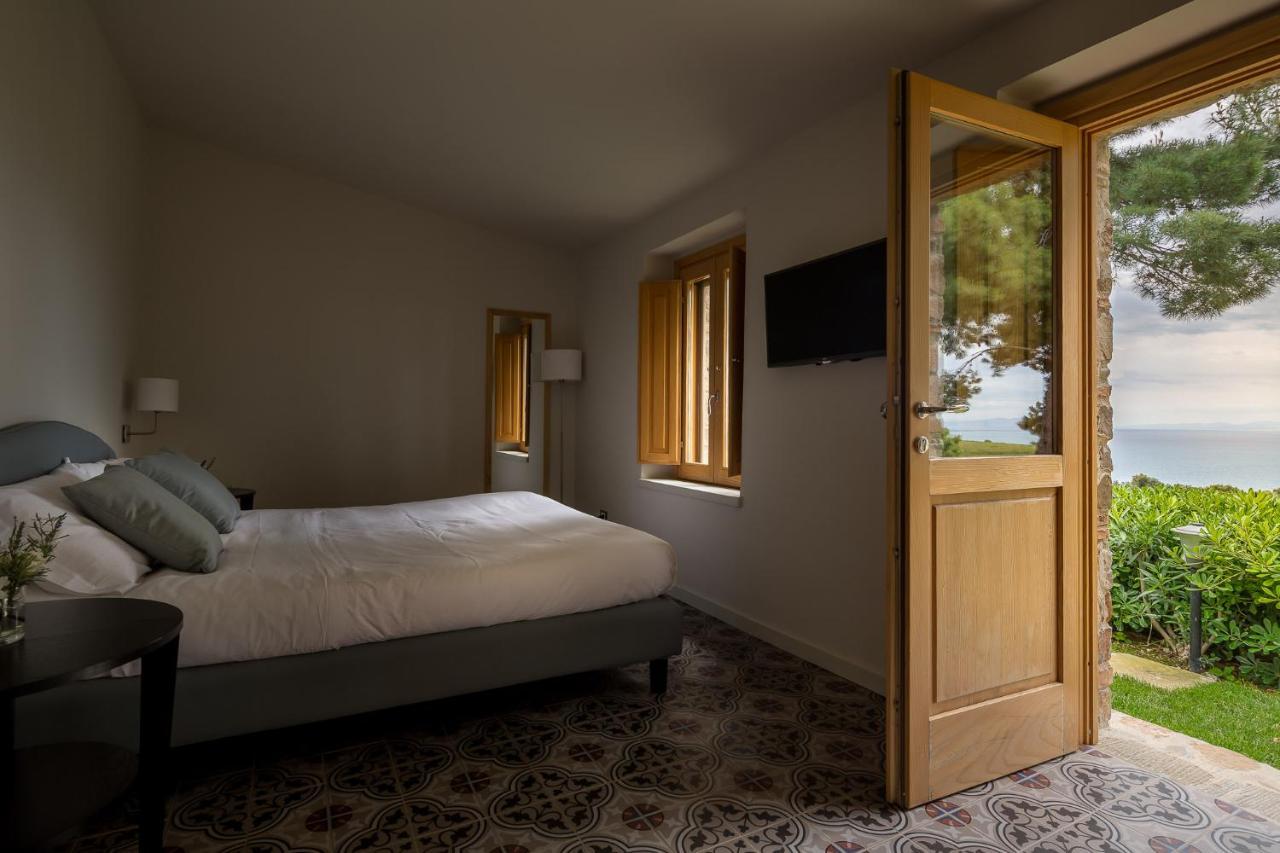 Masseria Agriturismo Torre Di Albidona 特雷比萨切 外观 照片