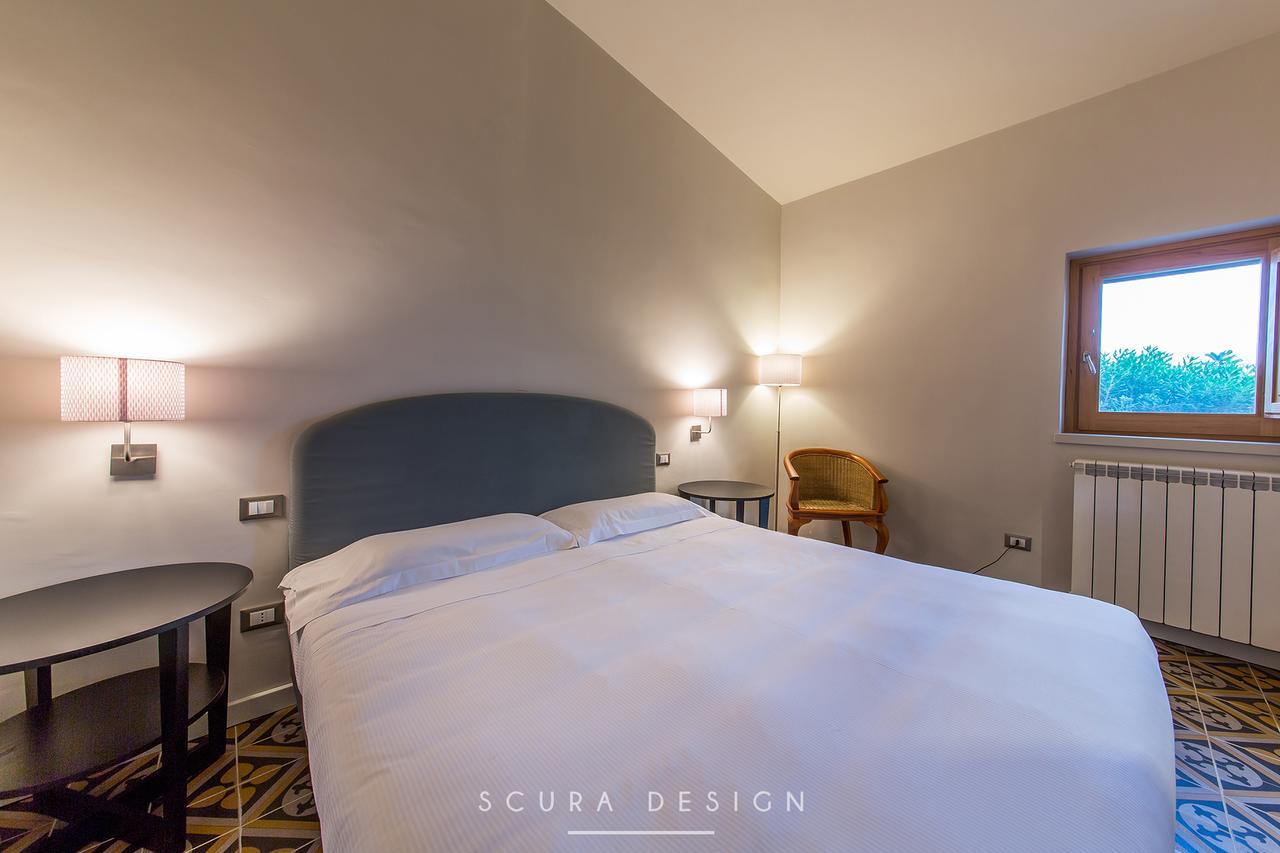 Masseria Agriturismo Torre Di Albidona 特雷比萨切 外观 照片
